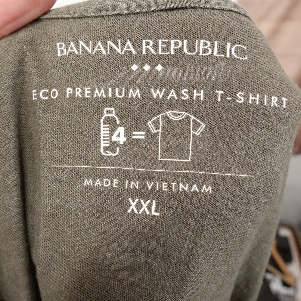 Banana Republic Shirt Mens 2XL Green V‎ Neck Eco Premium Wash Tee Soft Casual